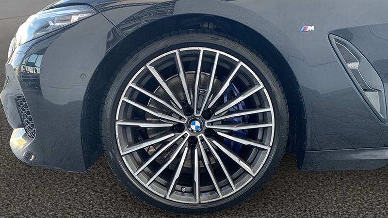 BMW 8 Series • 2021 • 19,676 km 12