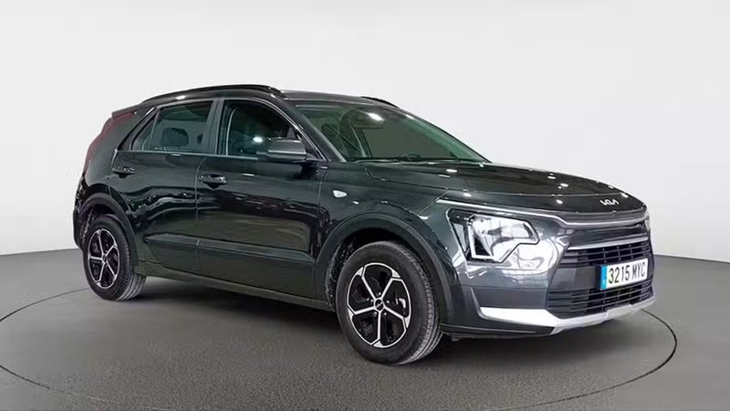 Kia Niro • 2025 • 469 km 2