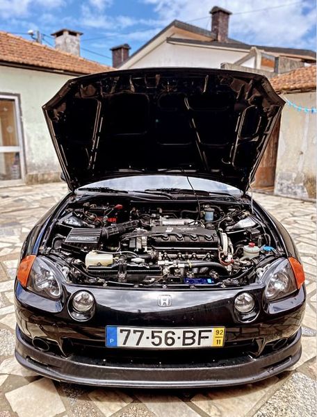 Honda CR-Z • 1992 • 200,000 km 5