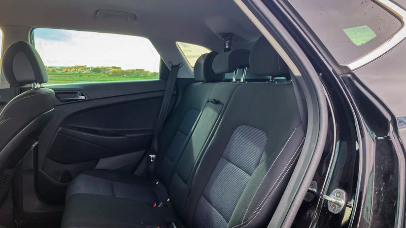 Hyundai Tucson • 2017 • 118,600 km 8