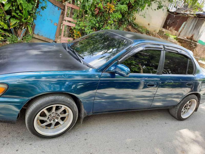 Toyota Corolla • 1997 • 1 km 3