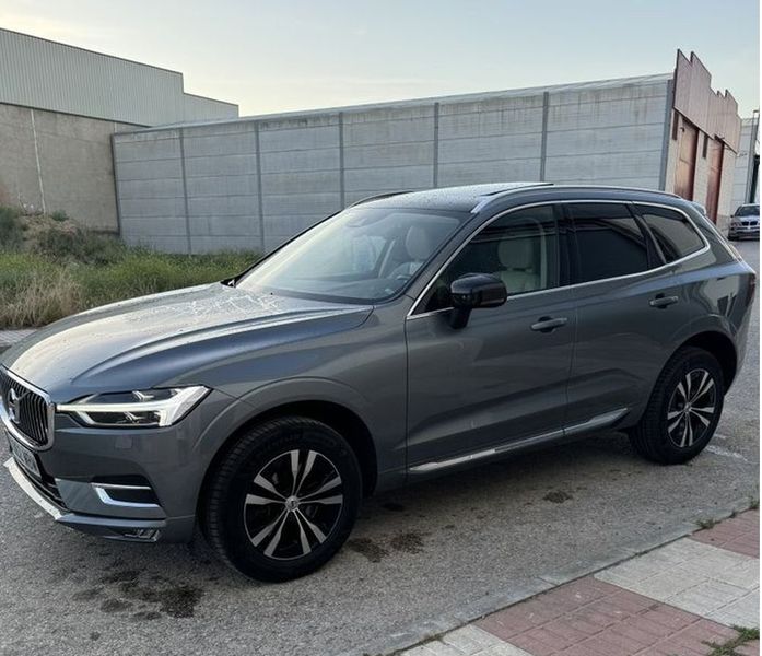 Volvo XC60 • 2020 • 74,000 km 13
