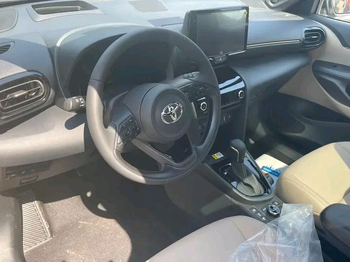 Toyota Yaris • 2020 • 0 km 4