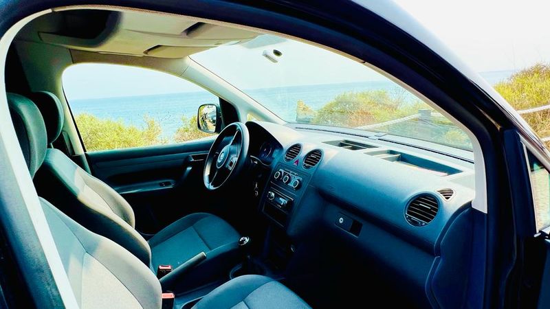 Volkswagen Caddy • 2013 • 13 km 5