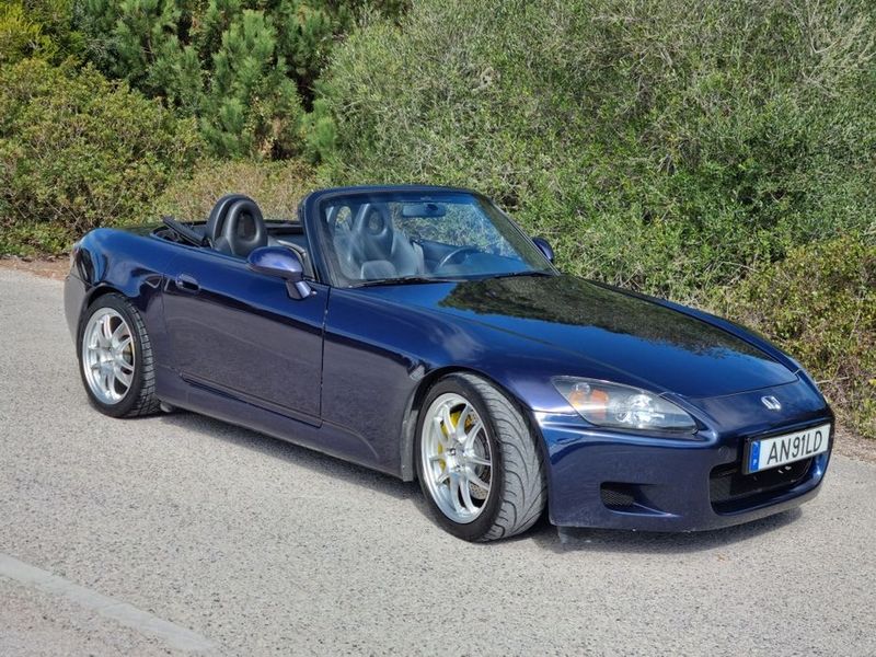 Honda S2000 • 2000 • 110,000 km 6