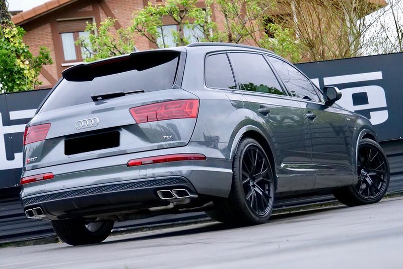 Audi SQ7 • 2017 • 113,000 km 3