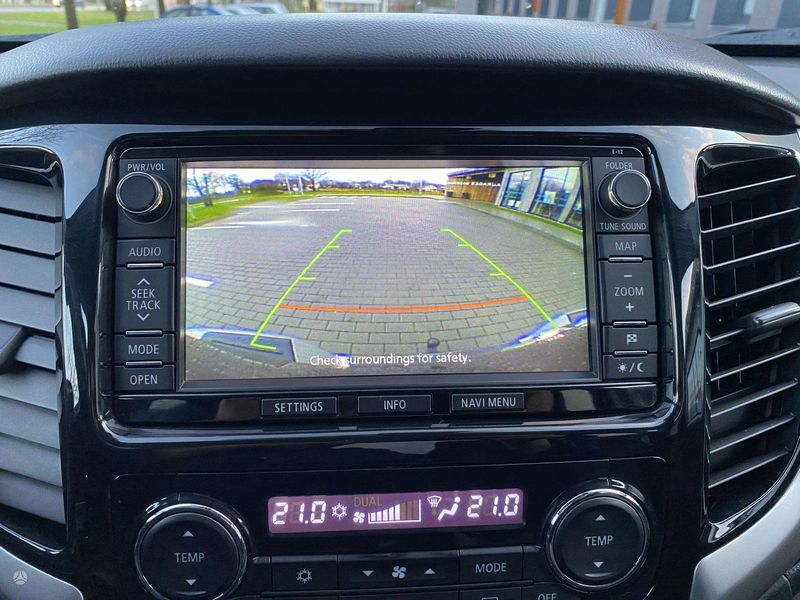 Mitsubishi L200 • 2015 • 197,000 km 9