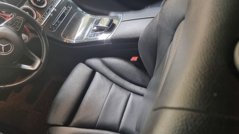 Mercedes-Benz C-Class • 2015 • 98,000 km 12