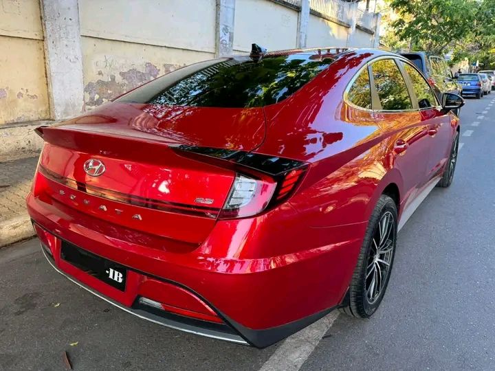 Hyundai Sonata • 2023 • 27,000 km 2