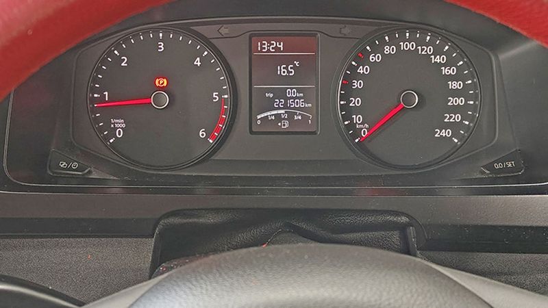 Volkswagen T5 Transporter Shuttle • 2016 • 221,190 km 13