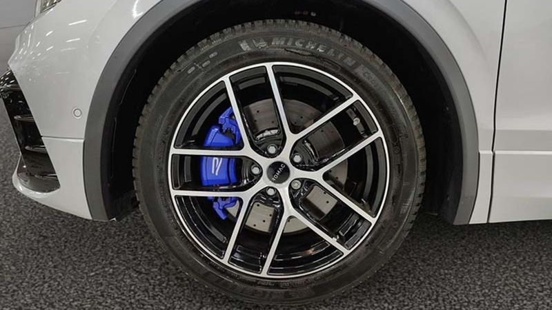 Volkswagen Tiguan • 2023 • 10,800 km 22