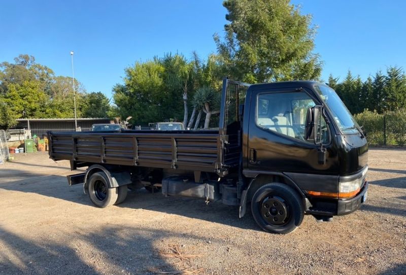 Mitsubishi Fuso canter • 1999 • 370,000 km 3