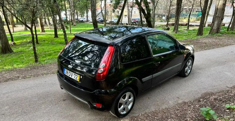 Ford Fiesta • 2007 • 182,000 km 2