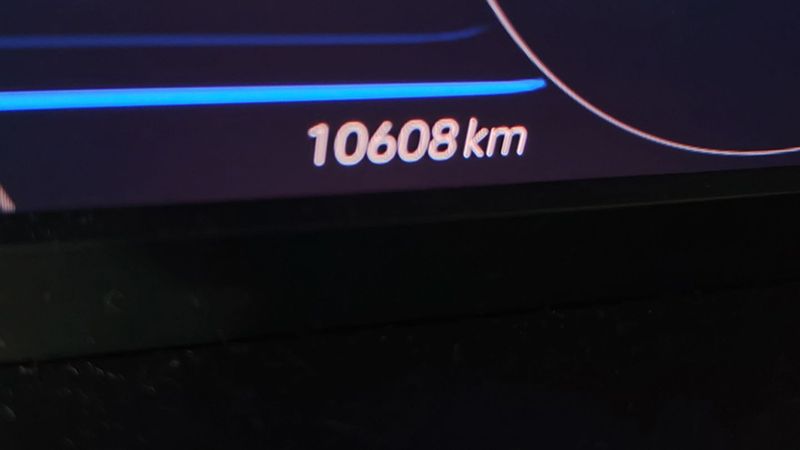 Volkswagen Tiguan • 2024 • 10,200 km 9