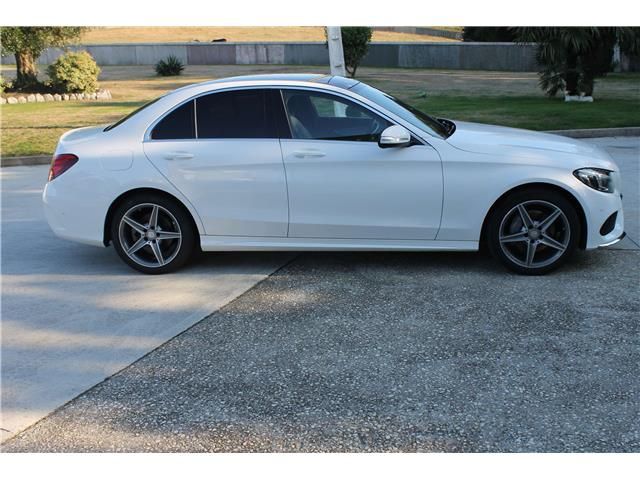 Mercedes-Benz C-Class • 2014 • 197,000 km 10