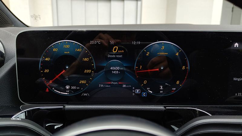 Mercedes-Benz GLA • 2020 • 41,000 km 11