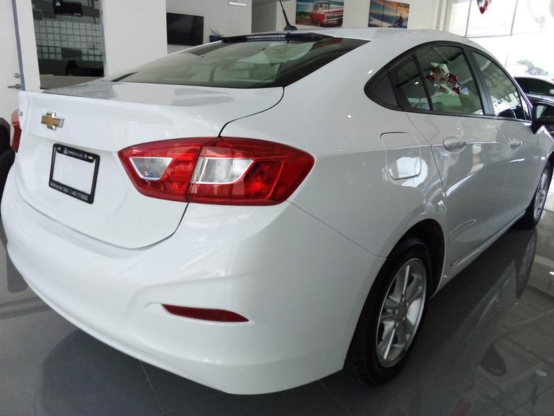 Chevrolet Cruze • 2017 • 91,000 km 3