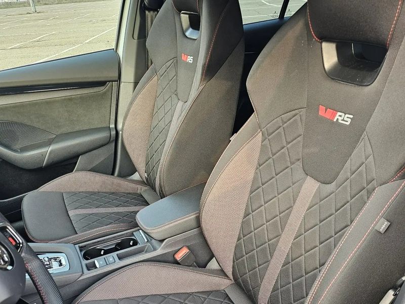 Škoda Octavia Combi • 2023 • 20,300 km 7