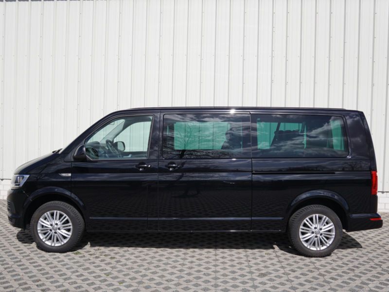 Volkswagen Caravelle • 2016 • 139,000 km 2