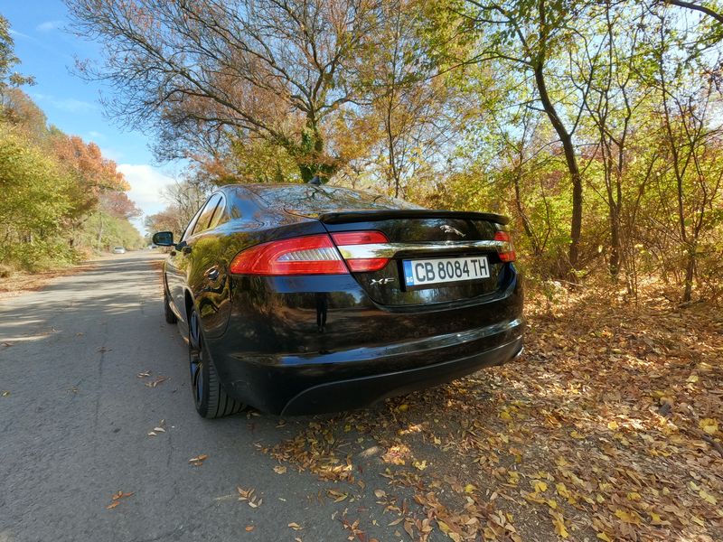 Jaguar XF • 2013 • 326,000 km 1