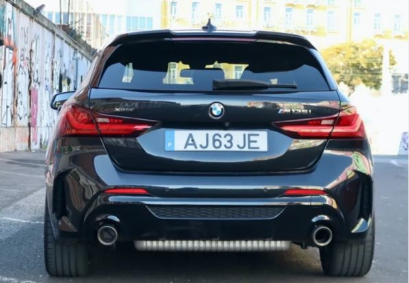 BMW M3 • 2021 • 48,323 km 2