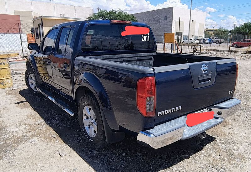 Nissan Frontier • 2011 • 75,000 mi 1