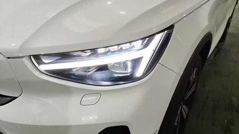 Volvo C30 • 2022 • 67,641 km 3