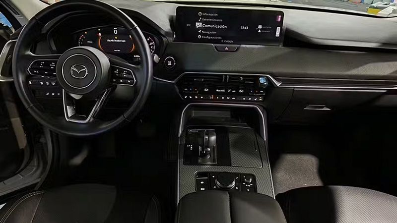 Mazda 6 • 2023 • 19,842 km 2