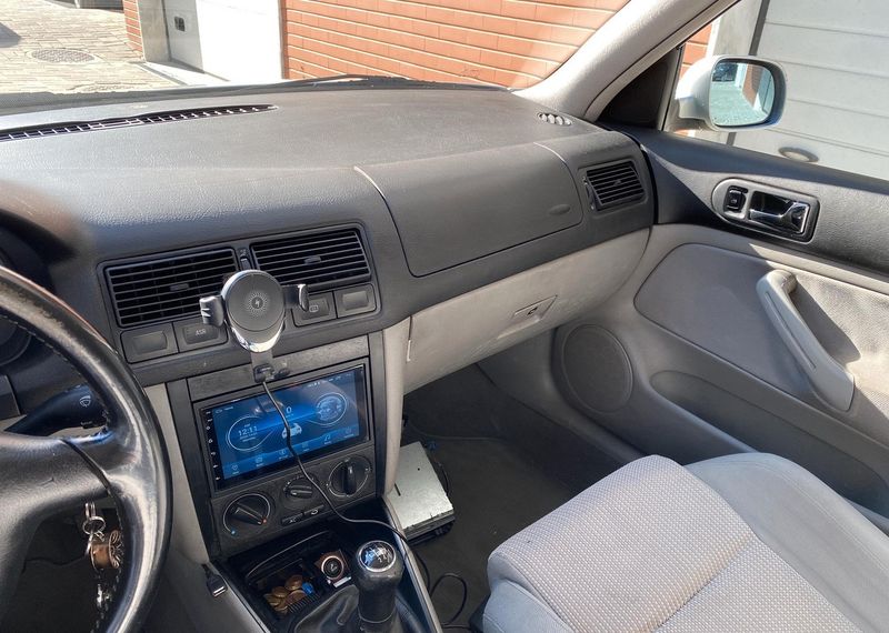 Volkswagen Golf • 2002 • 157,000 km 5