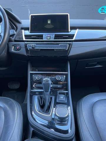 BMW 2 Series • 2018 • 110,000 km 6