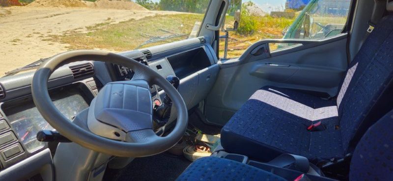 Mitsubishi Fuso canter • 2007 • 193,244 km 3