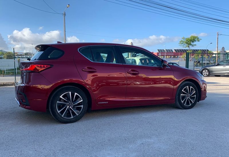 Lexus CT • 2018 • 116,000 km 4