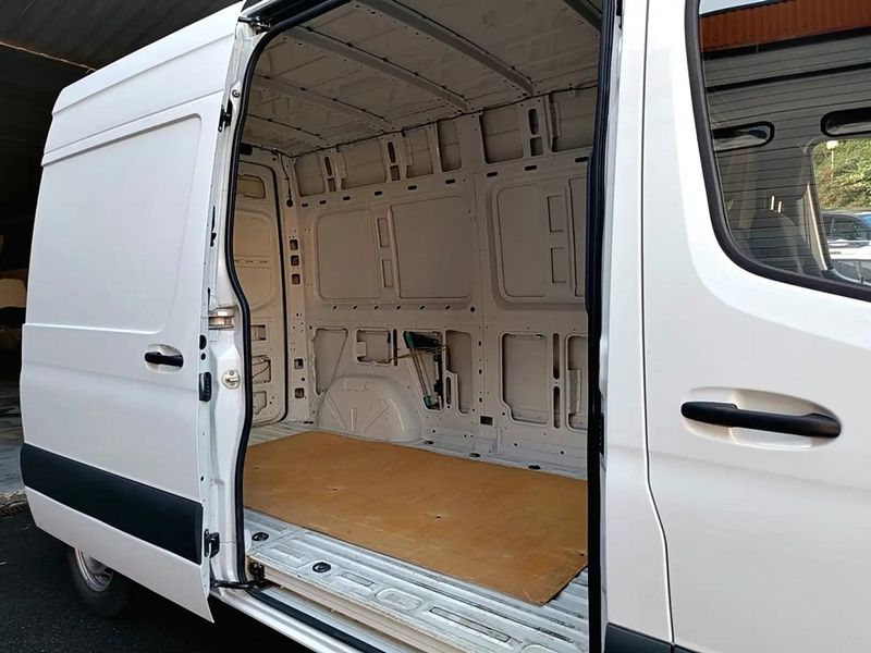 Mercedes-Benz Sprinter • 2019 • 89,000 km 6