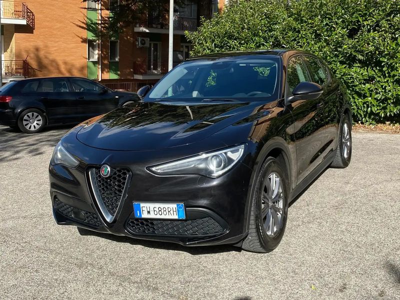 Alfa Romeo Stelvio • 2019 • 125,000 km 1