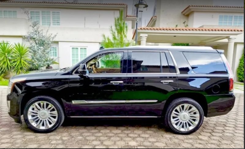 Cadillac Escalade • 2015 • 100,000 km 4