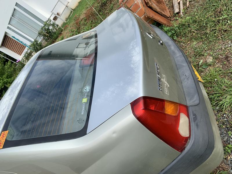 Renault Logan • 2007 • 207,105 km 3