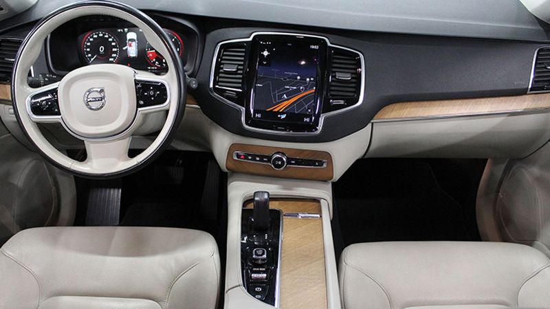 Volvo XC90 • 2021 • 96,000 km 7