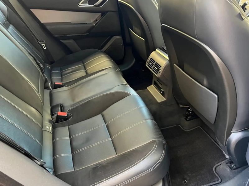 Land Rover Range Rover Velar • 2018 • 25,000 km 9