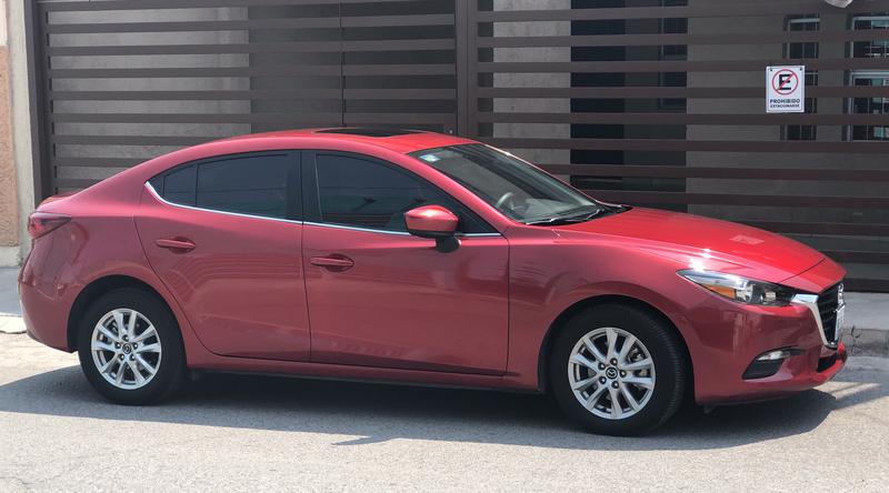 Mazda 3 • 2018 • 18,000 km 1