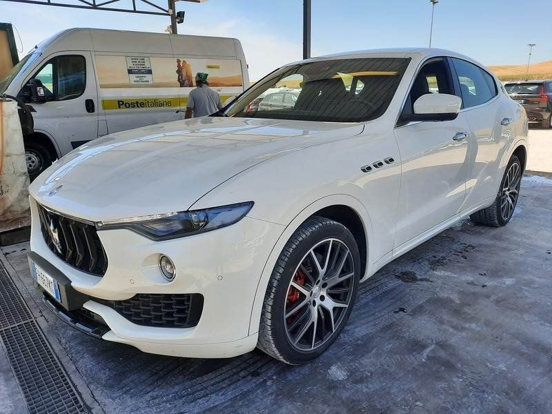 Maserati Levante • 2017 • 57,888 km 1