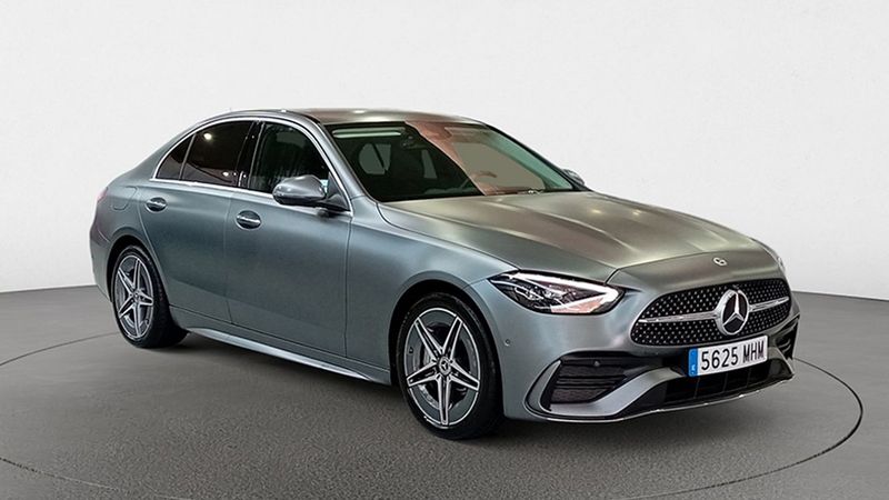Mercedes-Benz C-Class • 2023 • 19,089 km 3