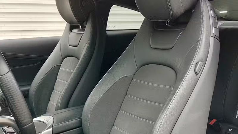 Mercedes-Benz C-Class • 2022 • 20,358 km 6