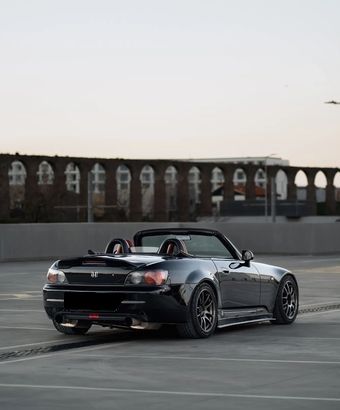 Honda S2000 • 2000 • 149,000 km 10