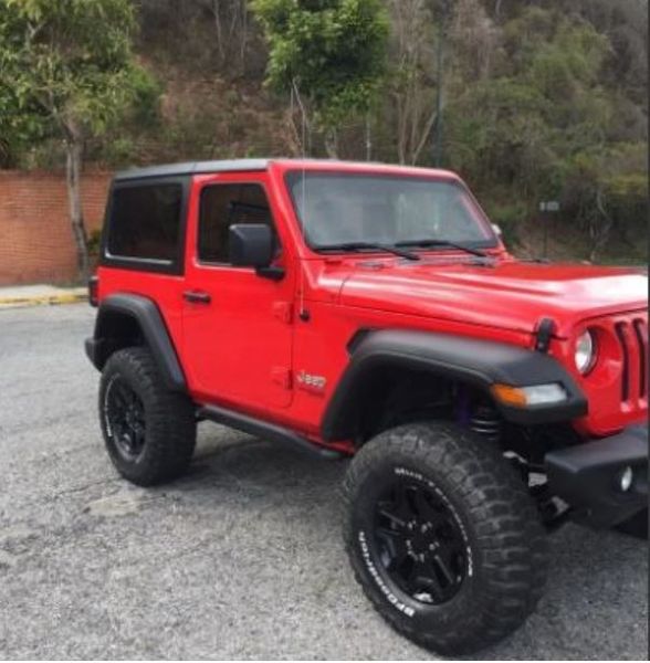Jeep Wrangler • 2019 • 80,000 km 2