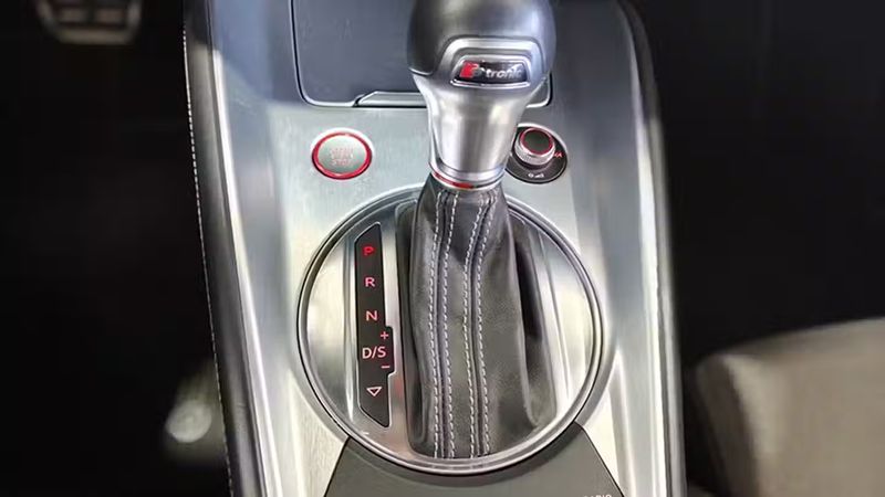 Audi TT • 2015 • 61,000 km 4