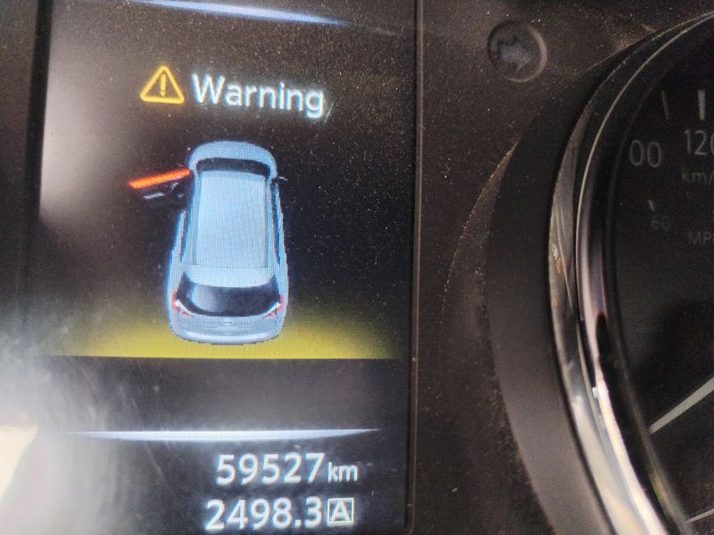 Nissan X-Trail • 2017 • 59,900 km 3