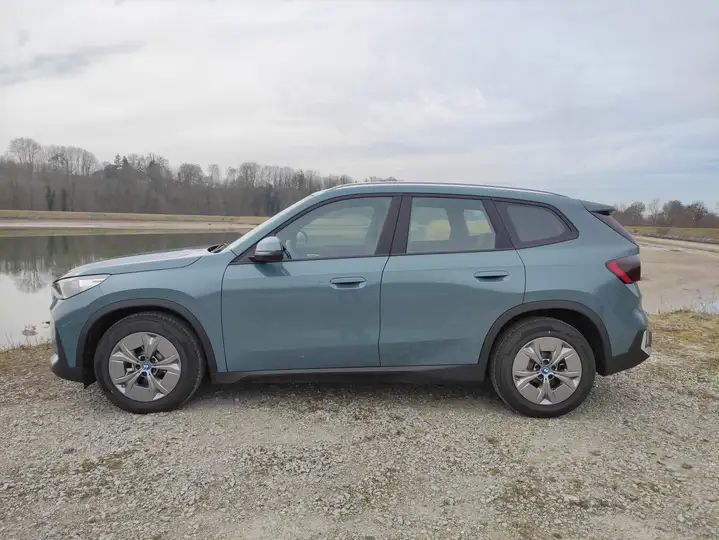 BMW X1 • 2022 • 5,557 km 3