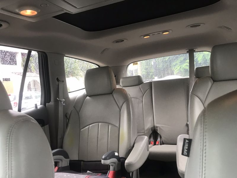 Buick Enclave • 2013 • 1,154,415 km 9