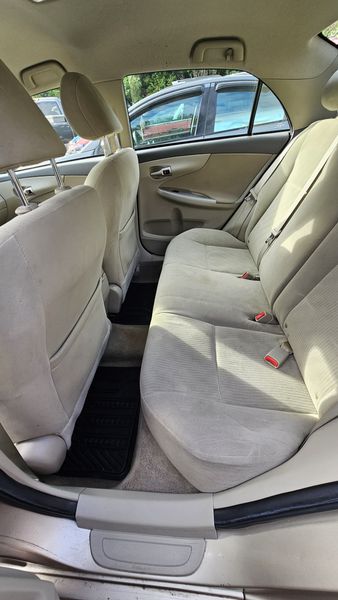 Toyota Corolla • 2010 • 130,000 mi 4