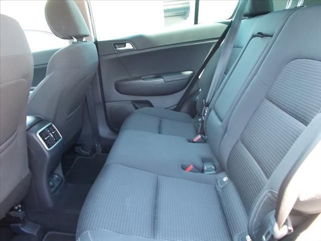 Kia Sportage • 2016 • 117,000 km 11